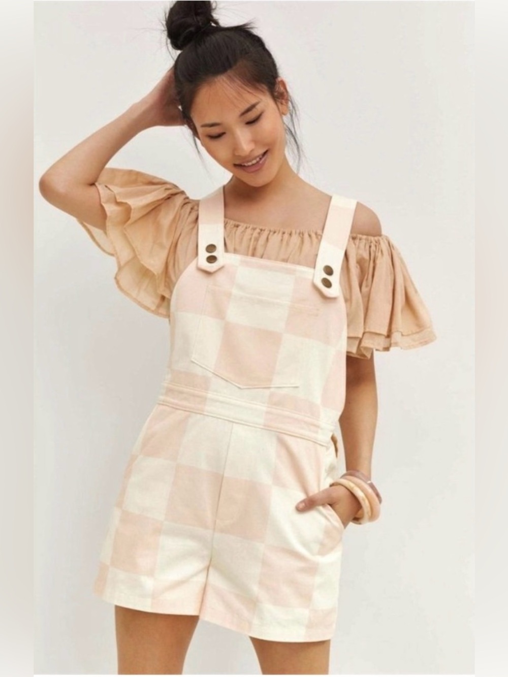 ANTHROPOLOGIE HUTCH PINK & CREAM CHECK SHORT OVERALLS SHORTALLS, SIZE M.